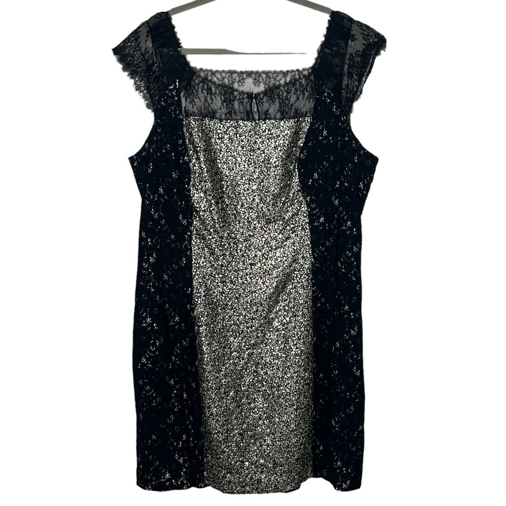 NWT Kay Unger Elegant Black Lace and Metallic Silver Dress
